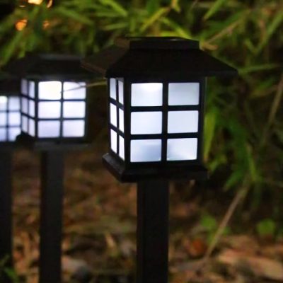 Outdoor grounding solar panel lamps (4)