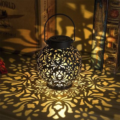 Solar waterproof metal lantern with auspicious cloud (1)